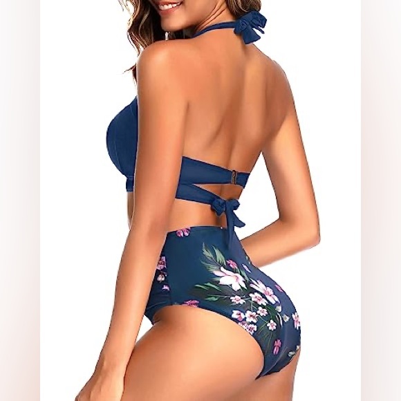 Tempt Me Halter Bikini Set - Picture 4 of 5